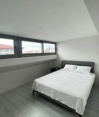 Lyra Homes Genis, Ferah, Denize Yakin Appartamento Antalia
